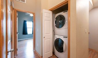 1062 10th Ave NW, Altoona, IA 50009