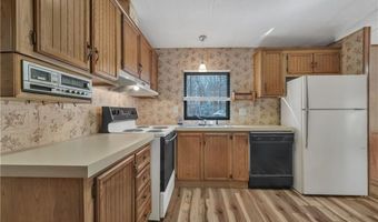 41 Leisure Way, Coventry, RI 02816