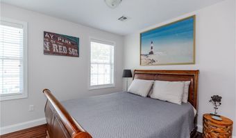 37 Union St, Lincoln, RI 02865