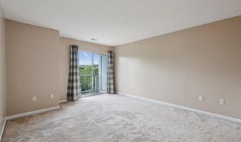 20590 CORNSTALK Ter 202, Ashburn, VA 20147
