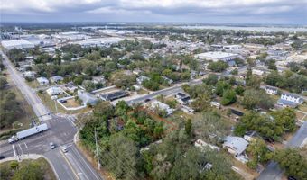 615 MAIN St, Auburndale, FL 33823