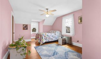 381 Auburn St, Cranston, RI 02910