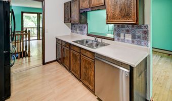 2897 Glacier Valley Rd, Fitchburg, WI 53711
