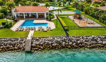 5909 ZAKI Ln, Apollo Beach, FL 33572
