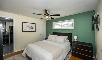 9327 Mackenzie Rd, Affton, MO 63123