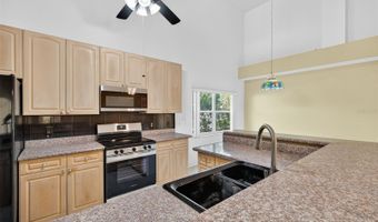 148 LOOKOUT Dr, Apollo Beach, FL 33572