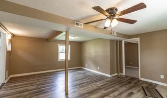834 S A St, Arkansas City, KS 67005