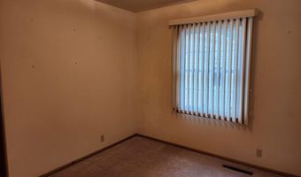 1508 Roosevelt Dr, Atlantic, IA 50022