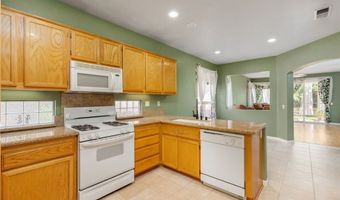 4824 Oakhurst Ave, Banning, CA 92220