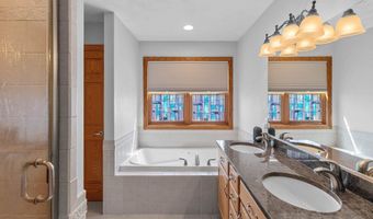 88 BELLEVUE Pl, Appleton, WI 54913