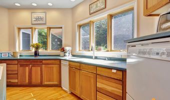 6550 E 112th Ave, Anchorage, AK 99516