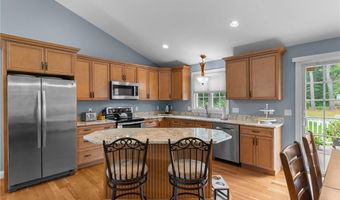 76 Lakehurst Dr, Coventry, RI 02816