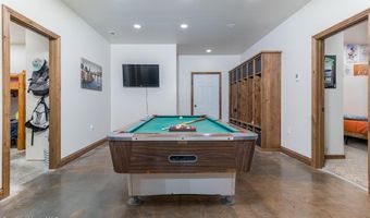 1010 Camp Nine Rd, Bonners Ferry, ID 83805