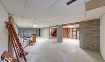 1715 Towe String Rd, Indianapolis, IN 46217