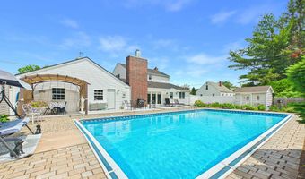 34 Windsor Ave, Augusta, ME 04330