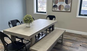 307 Henry St 407, Alton, IL 62002