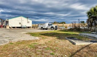 323 Water St, Apalachicola, FL 32320