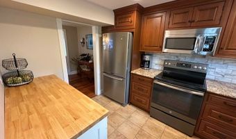 26 Duck Hawk Ct, Allamuchy Twp., NJ 07840