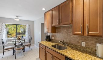 304- G HILLTOP Ln, Annapolis, MD 21403