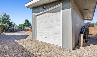 3029 N Maple Grove Rd, Boise, ID 83704
