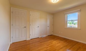 123 Mallard Cir, Agawam, MA 01001