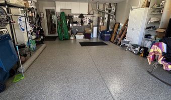 7327 Oak Knoll Dr, Indianapolis, IN 46217