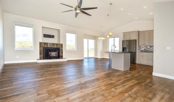 248 F QUARTER CIRCLE Loop, Cheyenne, WY 82007