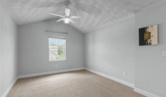 15 Morningside Dr, North Kingstown, RI 02852