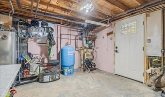 33 Tanglewood Dr, Alloway, NJ 07422