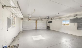 221 Cottonwood Ln, Blackfoot, ID 83221