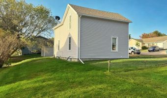 811 6th Ave, Alton, IA 51003