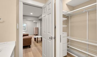 4111 18TH Rd N 1, Arlington, VA 22207