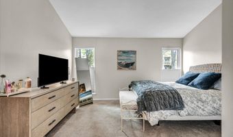 26 Glenview Dr 26, Cromwell, CT 06416