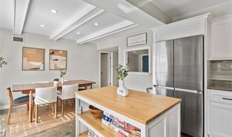 1550 W Palais Rd, Anaheim, CA 92802