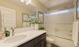 2409 NE Robinson St, Bend, OR 97701