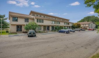 226 Cherokee Rd, Andover, NJ 07848