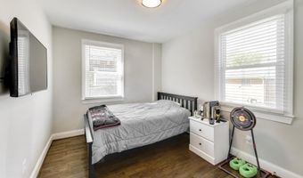 4609 HILLSIDE Rd SE, Washington, DC 20019