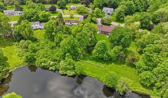 35 Dorchester Ln, Branford, CT 06405
