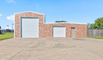8326 Sidney Gautreaux Rd, Abbeville, LA 70510