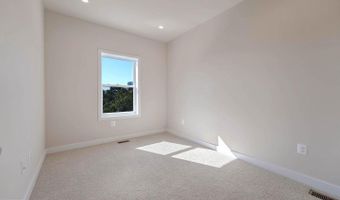 2514 ELVANS Rd SE, Washington, DC 20020