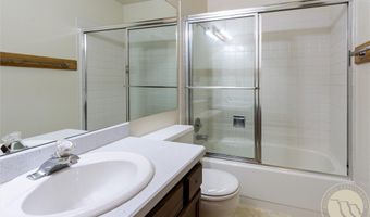 1218-1220 Galway Dr, Billings, MT 59105