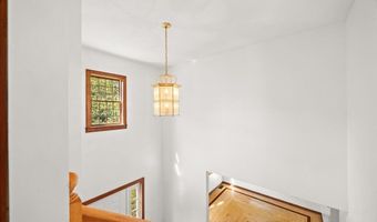 30 Seabreeze Dr, Bourne, MA 02532