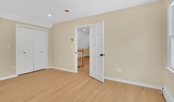 39 Briarwood Dr, Colchester, CT 06415