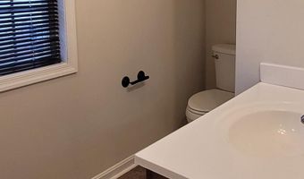 200 EVELYNDALE Dr, Dover, DE 19901