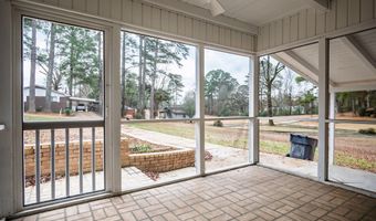 319 Rogers Ave, Bruce, MS 38915