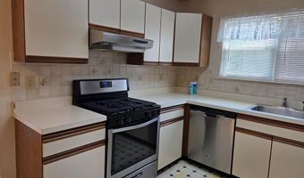 9 DOVE TREE Ct, Barnegat, NJ 08005