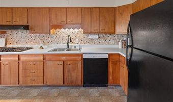 106 W Elm St, Alton, IL 62002