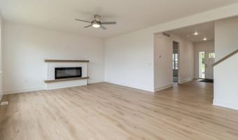 143 10th Ave NE, Altoona, IA 50009