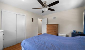 7932 Kingwood St, Affton, MO 63123