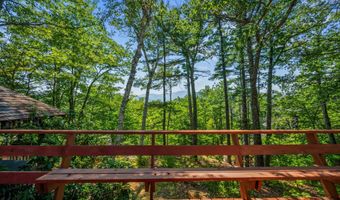 27 Moat Mountain Cir, Bartlett, NH 03812